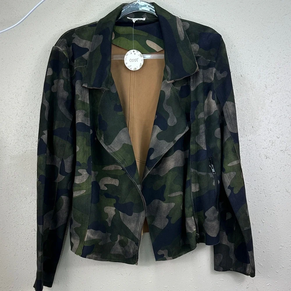 ODDY Women’s Camo Utility Jacket in Green and Black size M/L new - Picture 1 of 8